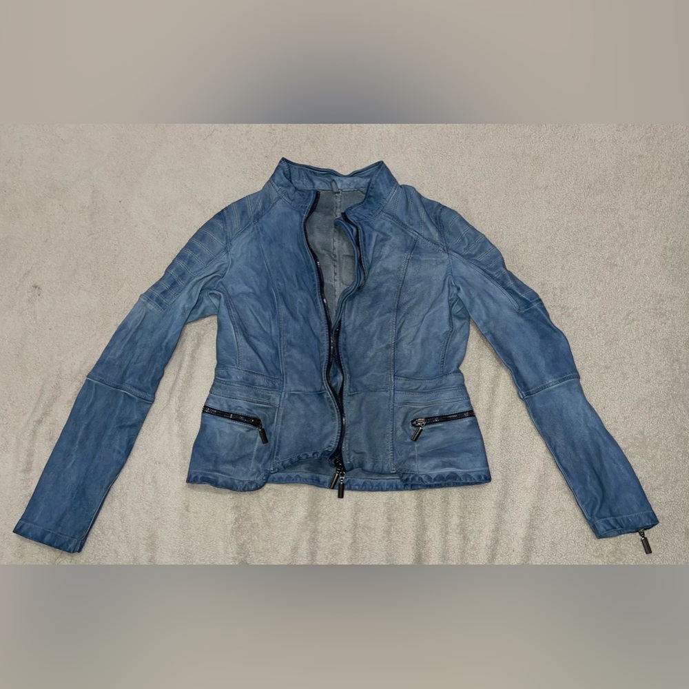 Luxury Artico blue leather jacket! Authentic!
